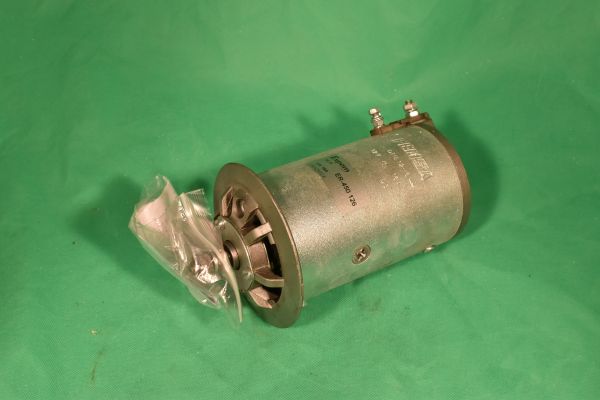 Lichtmaschine AT 600 D/E. Im Austausch Für Diene Alt Lichtmaschine.