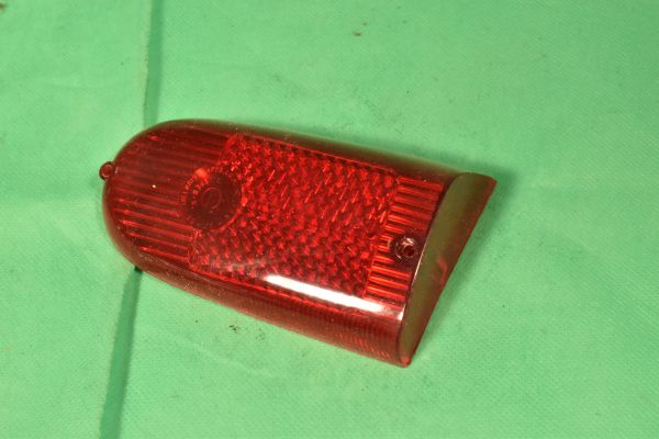 Leuchtkappe hinten links rot.Fiat 1100-103E