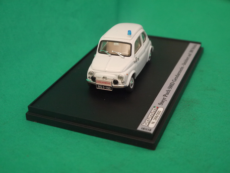 Modell Puch 500D Gendamerie 1:43 weiß