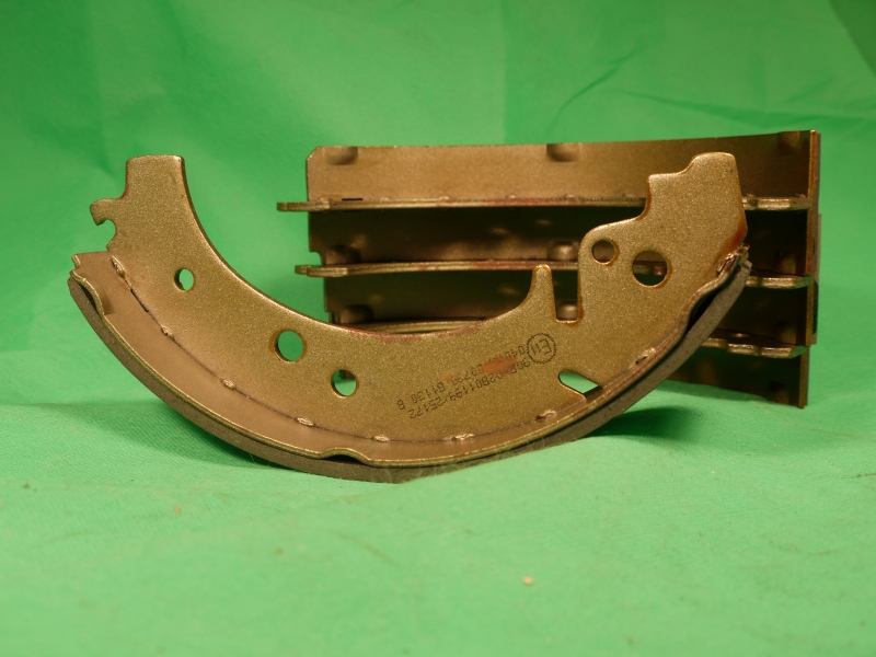 Satz Bremsbacken 1100/1200 ab ca. 1959/60