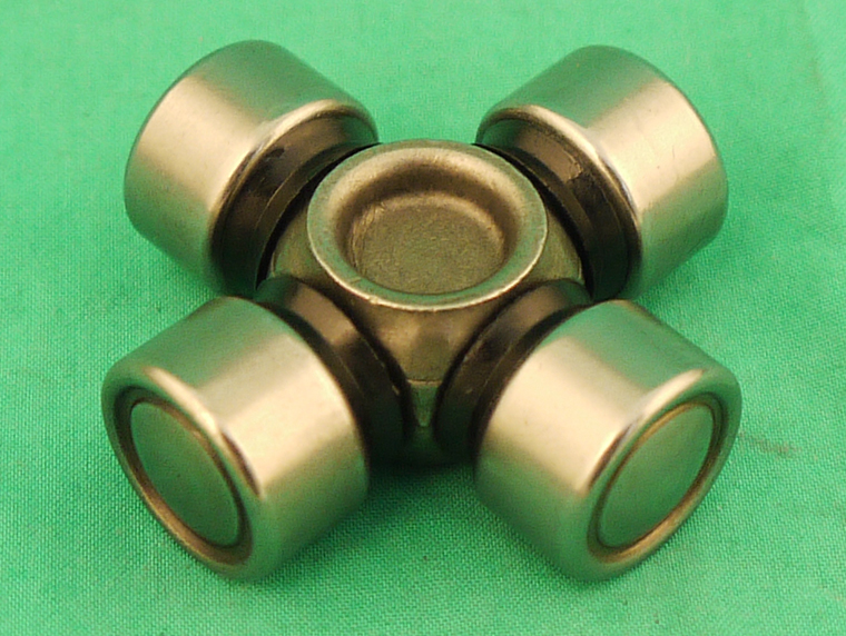 Kreuzgelenk für Lenkung 126