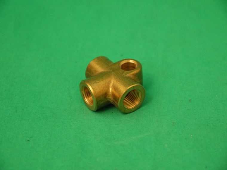 Verteiler (3 Anschlüsse) hinten