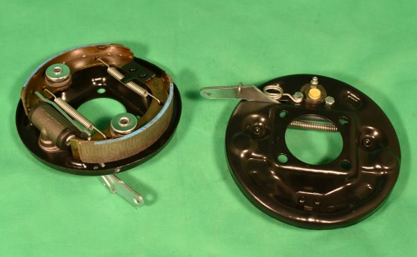 Satz Bremsträger hinten komplett Fiat 500