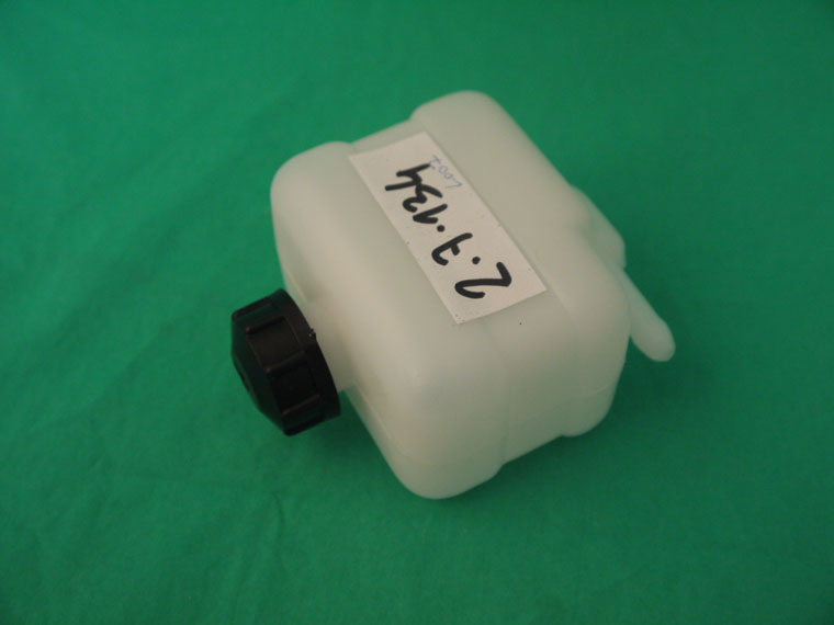 Bremsflüssigkeitsbehälter 1.Serie