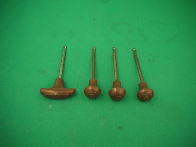 Satz Zugknöpfe braun Topolino C 4-teilig