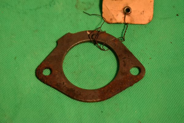 Halteflansch vorne Getriebe 600/D